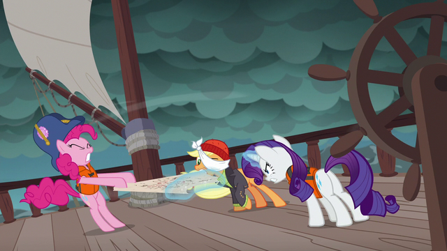 File:Ponies fight over the map in Rarity's story S6E22.png