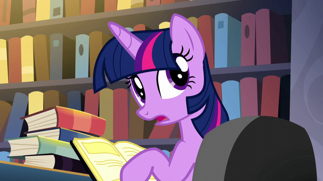 File:Twilight looking behind her S5E13.png
