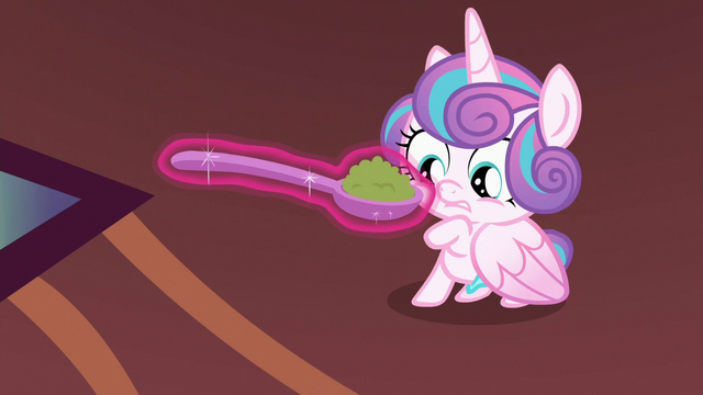 File:Flurry looks at spoonful of mashed peas S7E3.png