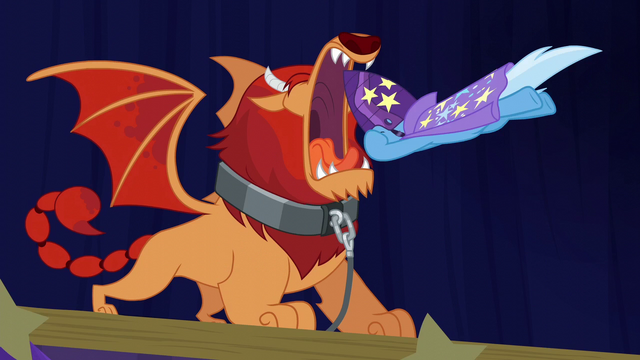 File:Trixie flying into the manticore's mouth S6E6.png