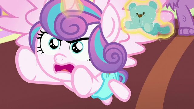 File:Flurry Heart pretending to be a bear S7E3.png