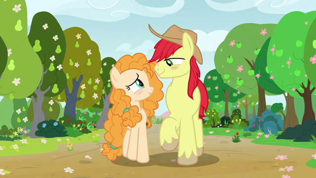File:Bright Mac and Pear Butter walking in spring S7E13.png