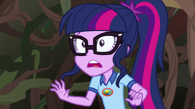 File:Twilight Sparkle stops using her magic EG4.png