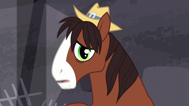 File:Trouble Shoes hears the Crusaders S5E6.png