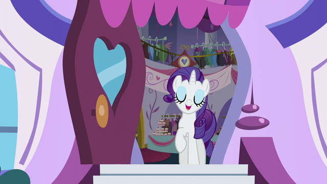 File:Rarity about to say something S5E14.png