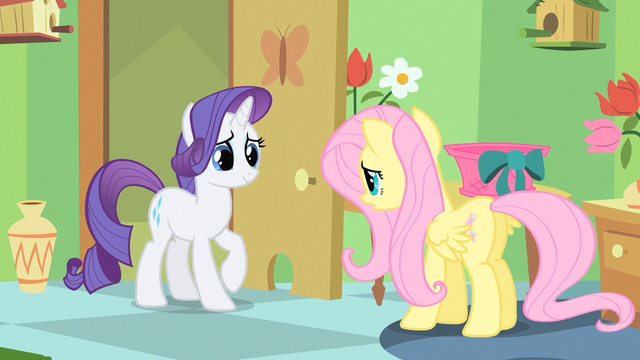 File:Rarity comforted S1E20.png