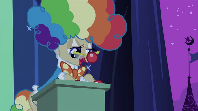 File:Mayor at the lectern S2E04.png