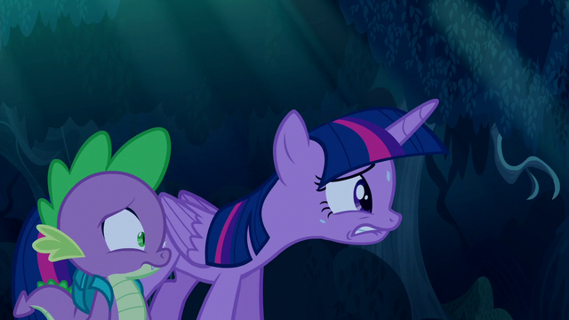 File:Twilight frightened by timberwolves S5E26.png