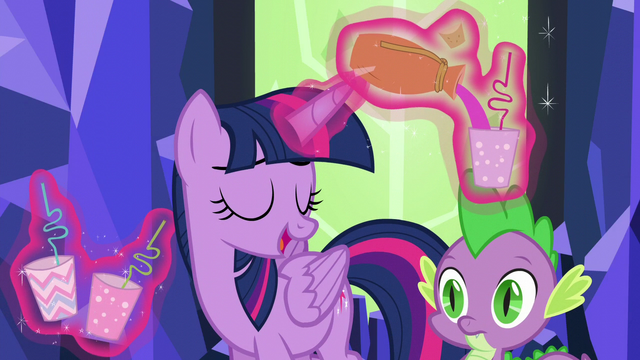 File:Twilight pouring potion into a cup S5E22.png