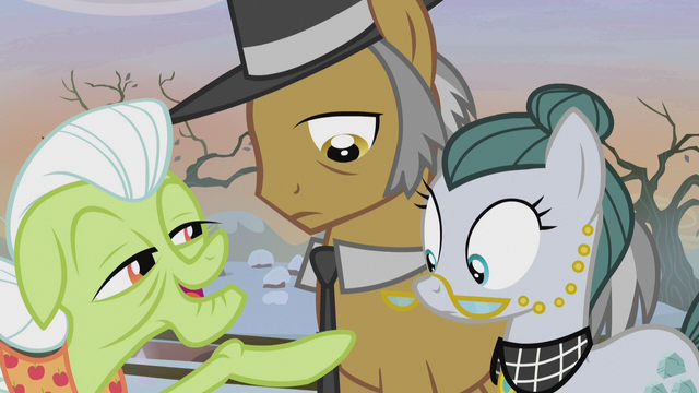 File:Granny designates Cloudy as "Big Mama Q" S5E20.png