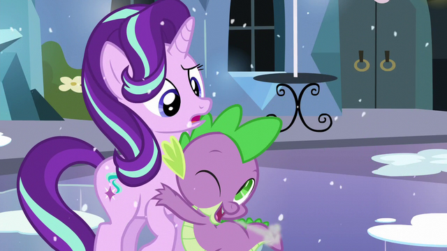 File:Spike hugs Starlight S6E2.png