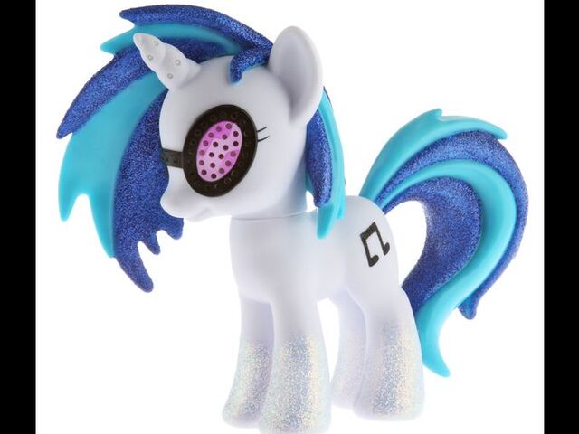 File:Hasbro DJ Pon-3 Comic-Con.jpg