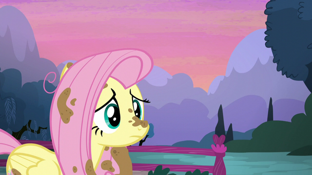 File:Fluttershy confused S5E3.png