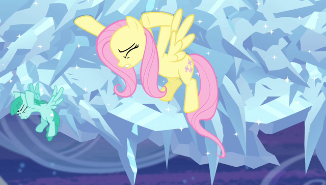 File:Fluttershy trying to slow the cloud down S4E24.png
