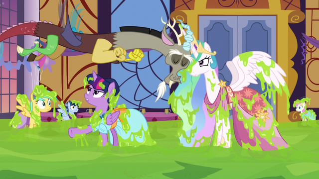File:Twilight "how could you bring him here?!" S5E7.png