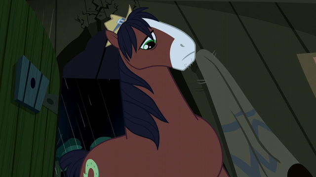 File:Trouble Shoes standing tall S5E6.png