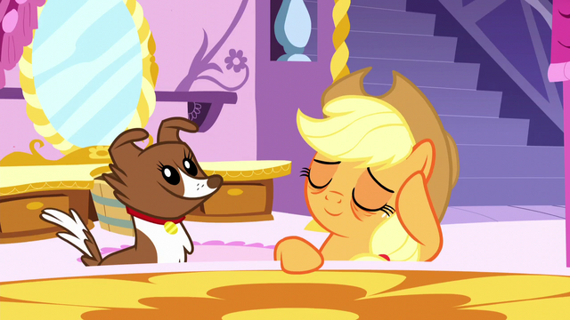 File:Applejack nodding off S5E13.png