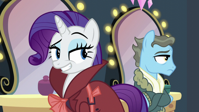 File:Rarity smug smile S5E15.png