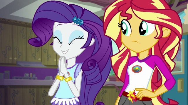 File:Rarity excitedly clapping her hands EG4.png