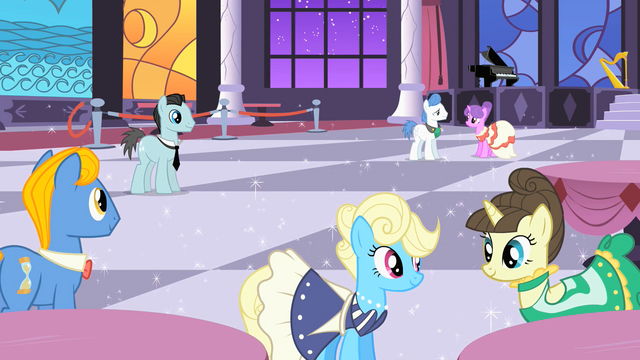 File:Grand Galloping Gala "shiny dancy floor" S01E26.png