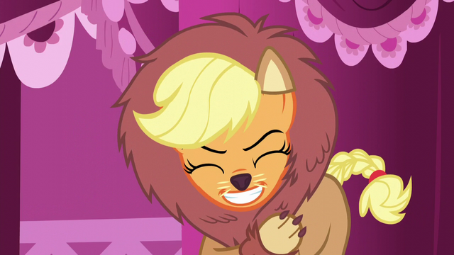 File:Lion Applejack excited S5E21.png