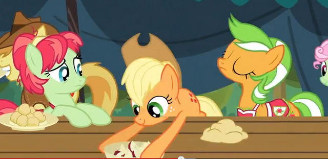 File:Applejack's Irish Relatives S3E8.png
