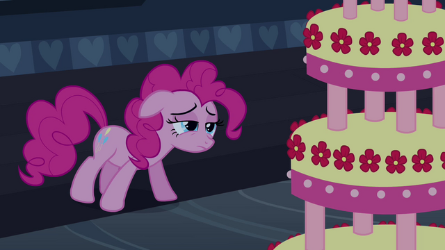 File:Pinkie Pie guarding cake S2E24.png