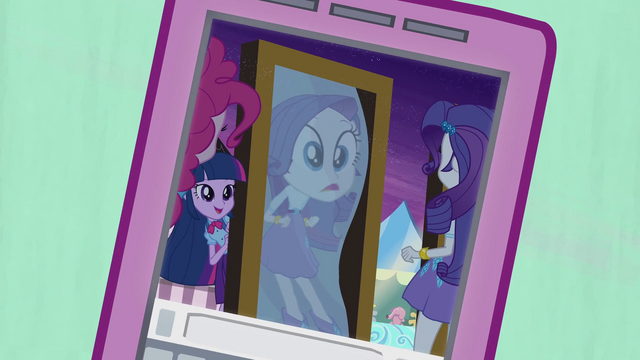 File:Rarity looking at funhouse mirror EG2.png