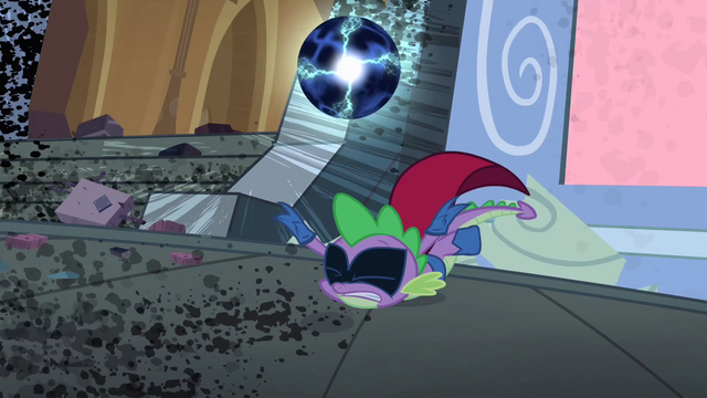 File:Spike tripping on cape S4E06.png