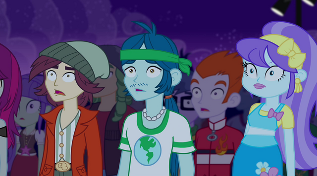 File:Audience fully hypnotized EG2.png