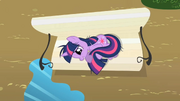 S2E03 Twilight on the bench.png
