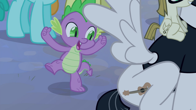 File:Spike dancing S4E14.png