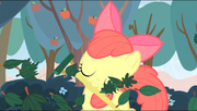 S04E17 Apple Bloom grabi liście.png