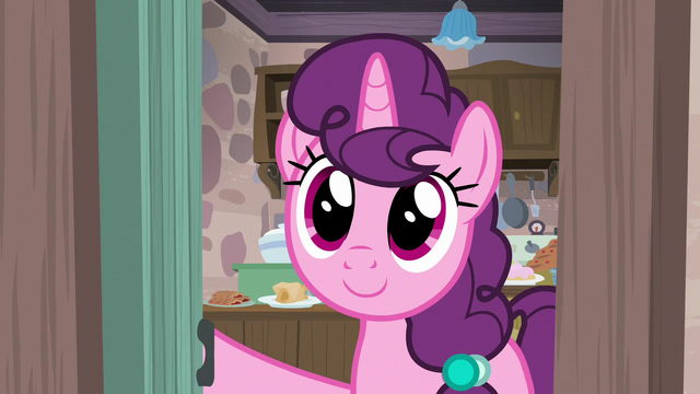 File:Sugar Belle opens her front door S7E8.png