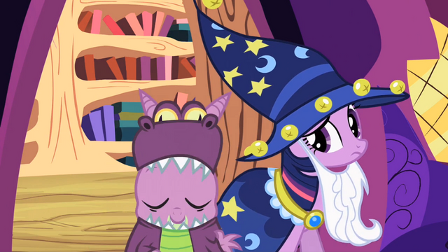File:Twilight and Spike S2E4.png