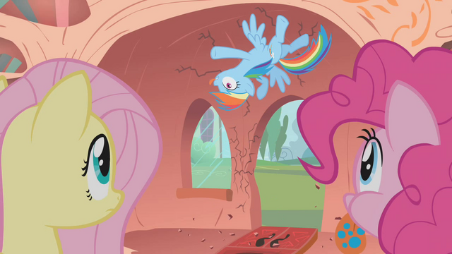 File:Rainbow Crash S1E09.png