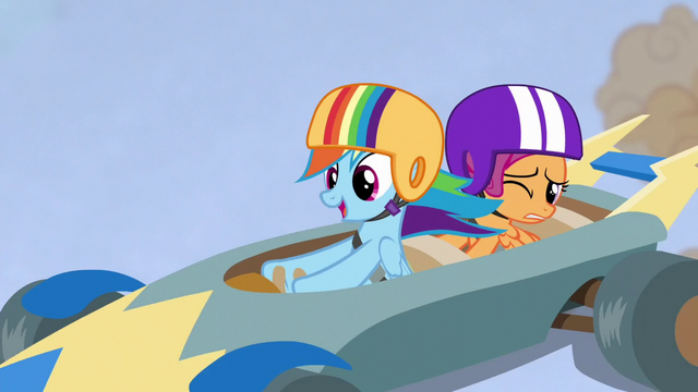 File:Rainbow singing "I am the ace" S6E14.png