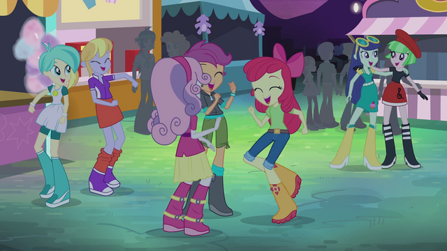 File:Cutie Mark Crusaders dancing to Perfect Day for Fun EG2.png