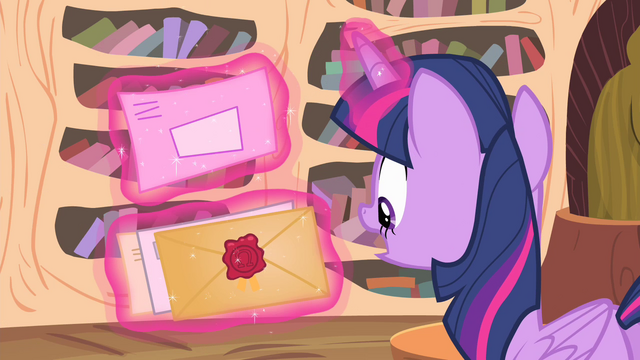 File:Twilight levitating mails S4E11.png