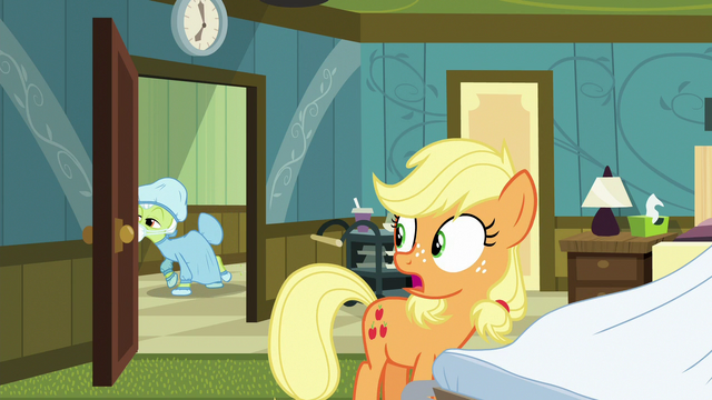 File:Applejack notices Granny wandering the hallway S6E23.png