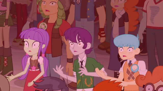 File:Audience is hypnotized EG2.png