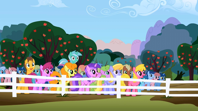 File:Everypony happy2 S02E15.png