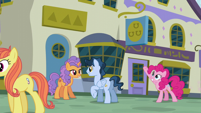 File:Pinkie Pie pointing to a restaurant S6E12.png