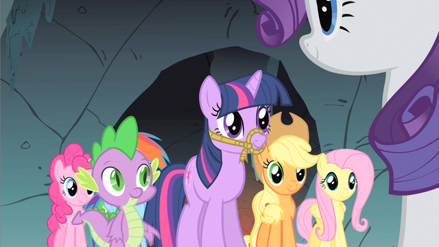 File:Spike & everypony happy S1E19.png