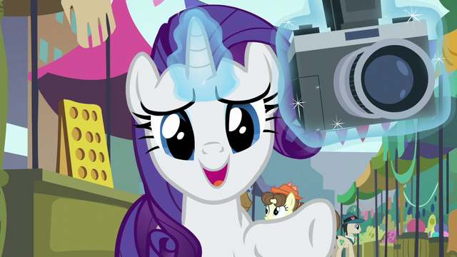 File:Rarity tells Maud to back up twenty yards S6E3.png