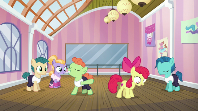 File:Apple Bloom pleased with her dancing success S6E4.png