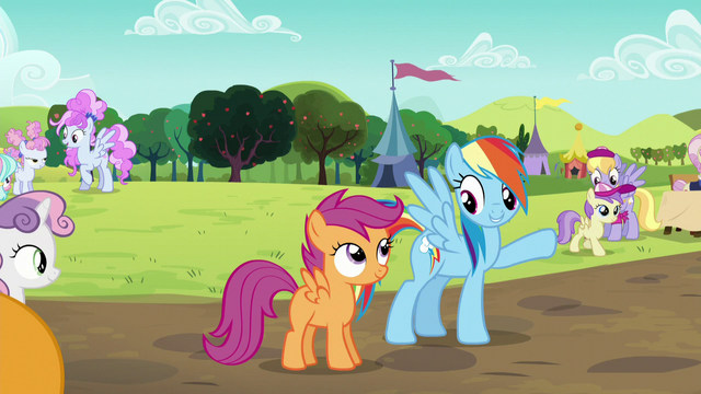 File:Rainbow "I'm gonna go sign us in" S5E17.png