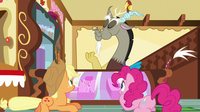 File:Discord eats the cupcake S5E22.png