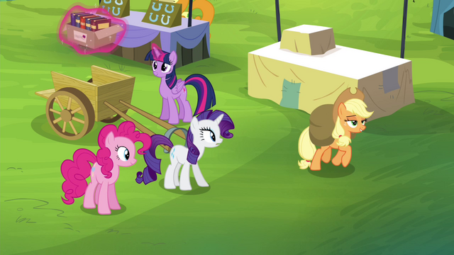 File:Applejack trotting away S4E22.png