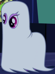 Berryshine Costume 1 S2E4.png
